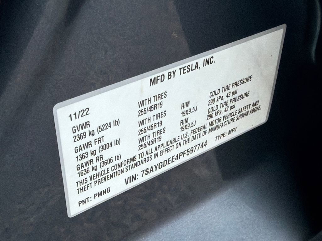 Used 2023 Tesla Model Y Long Range AWD/4WD image 30