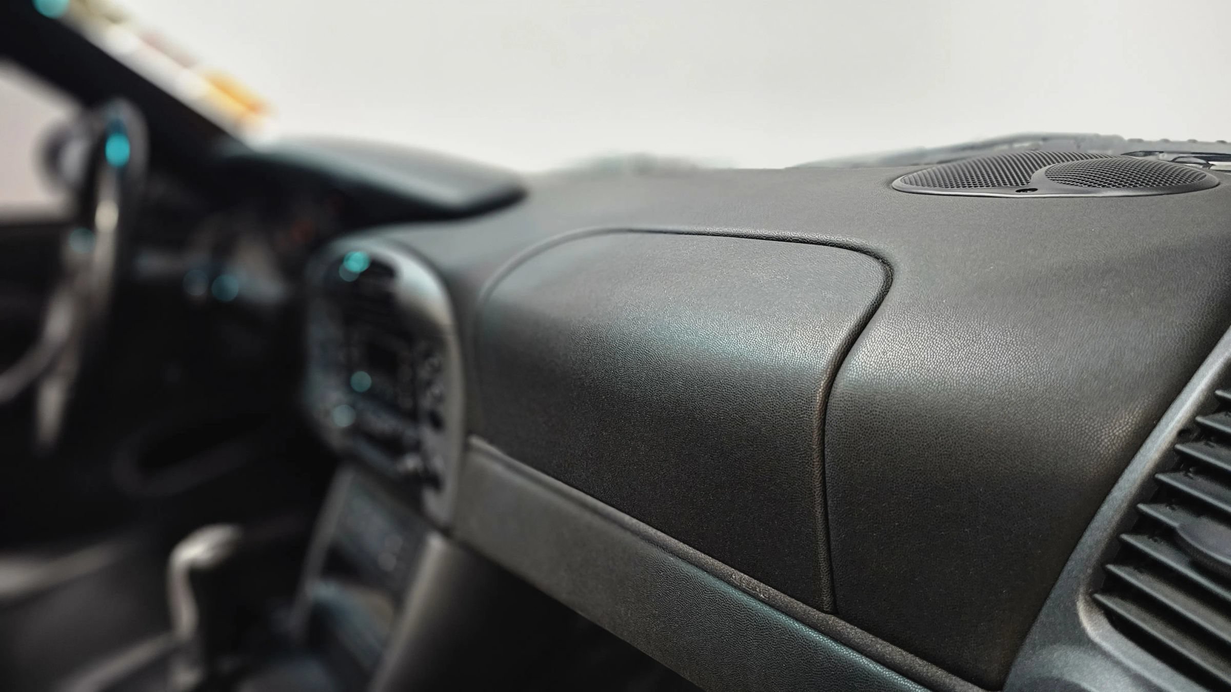 Used 1999 Porsche 911 GT3 RS image 40