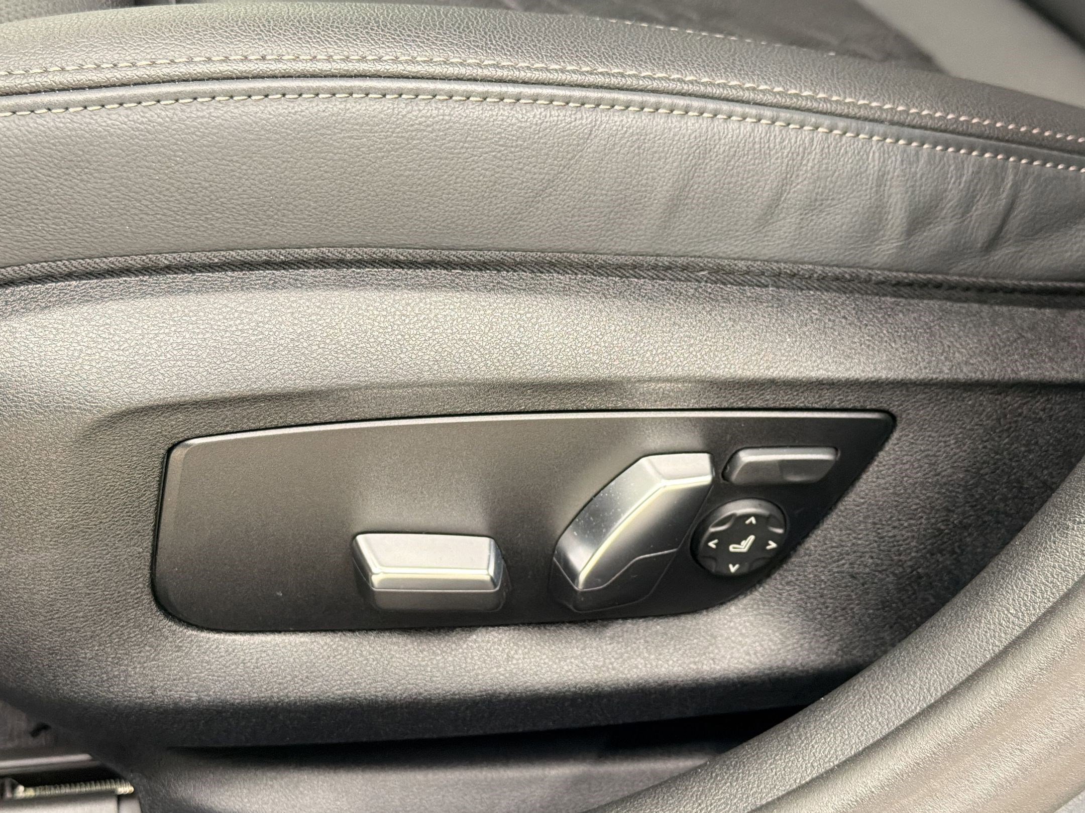 Certified 2023 BMW 530i w/ M Sport Package image 14