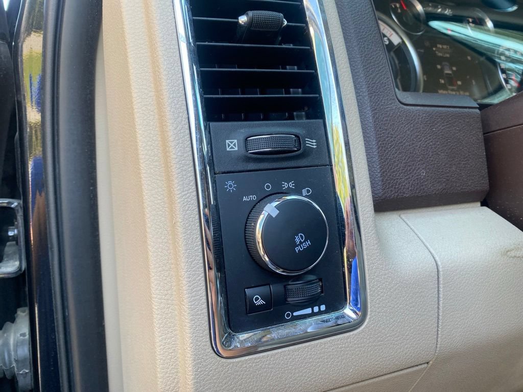 Used 2018 RAM 2500 Laramie AWD/4WD image 17
