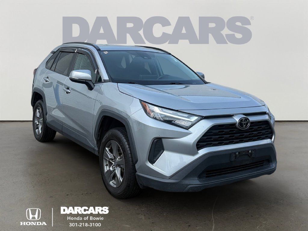 Used 2024 Toyota RAV4 XLE FWD image 1