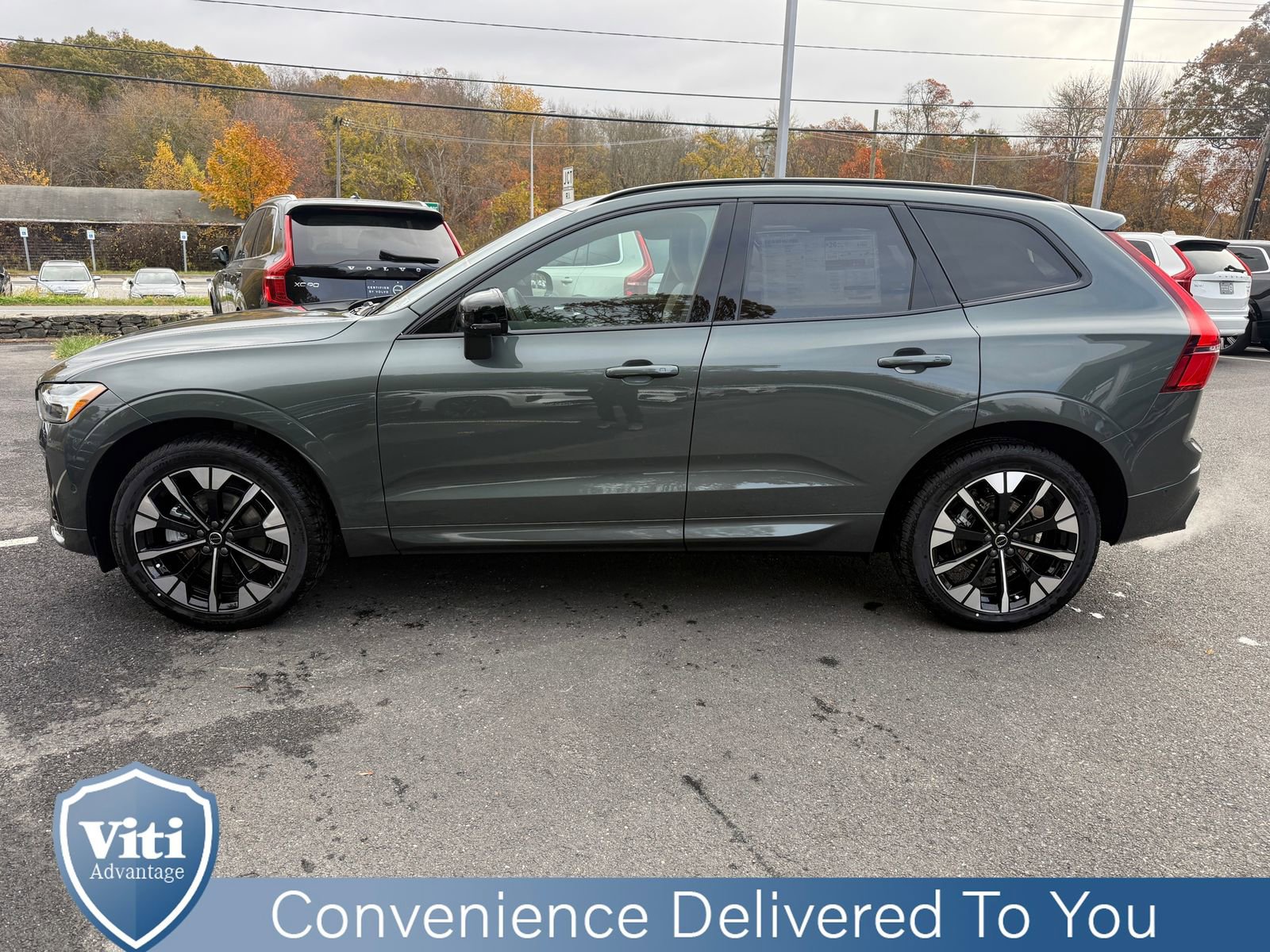 New 2026 Volvo XC60 B5 Plus w/ Climate Package image 5