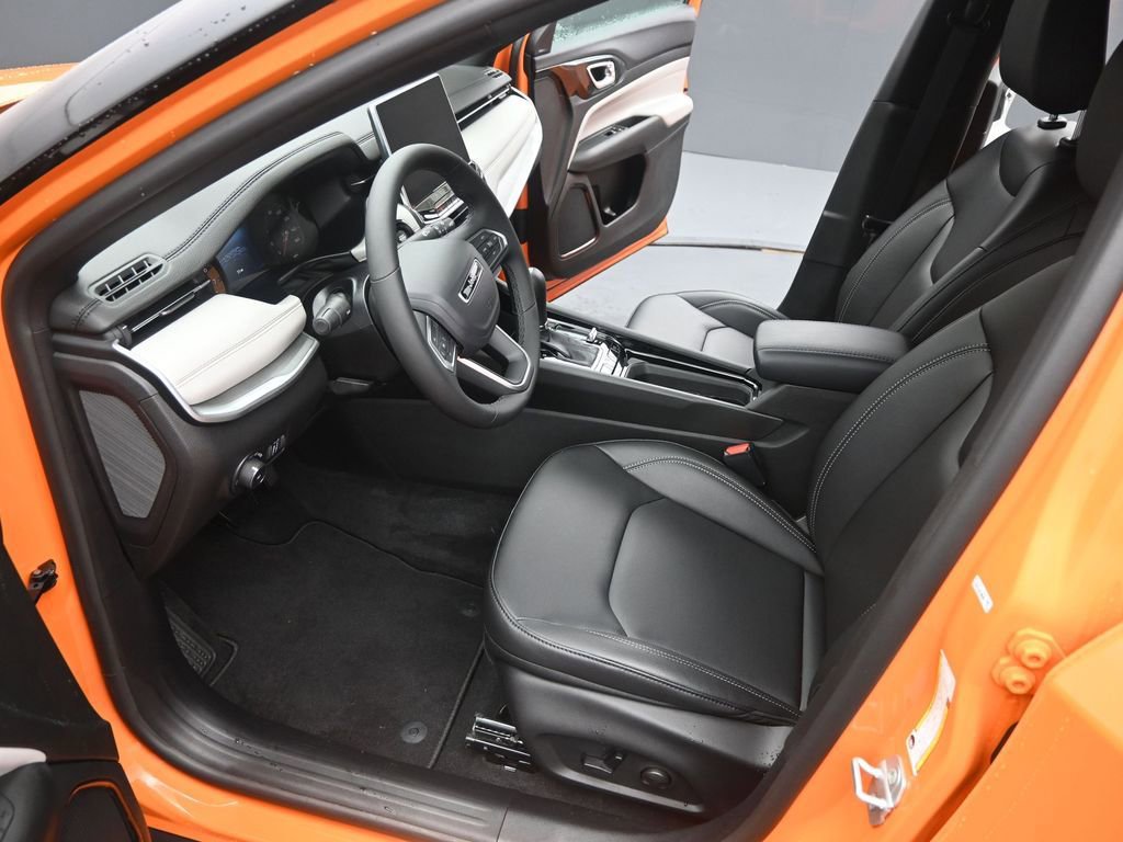 New 2026 Jeep Compass Limited image 9