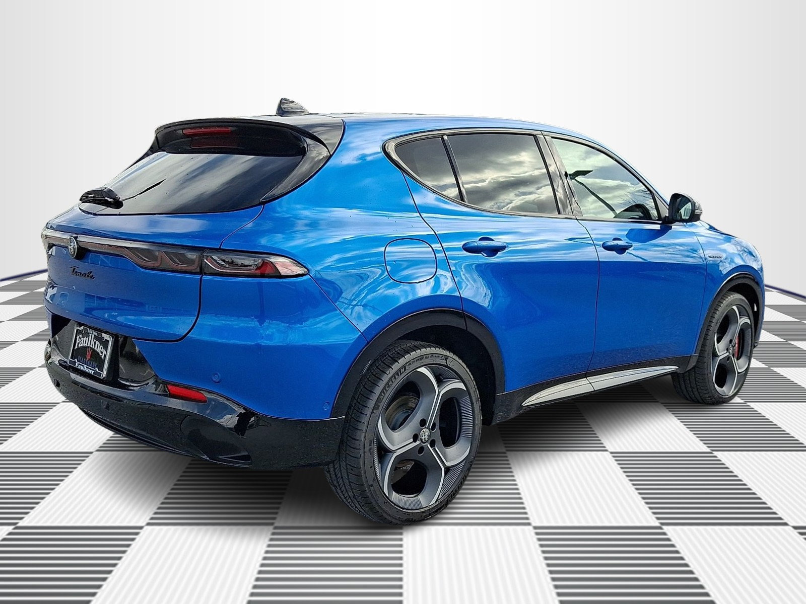 New 2026 Alfa Romeo Tonale w/ Active Assist Package AWD/4WD image 8