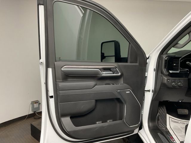 Certified 2026 Chevrolet Silverado 2500 LTZ w/ LTZ Convenience Package image 10
