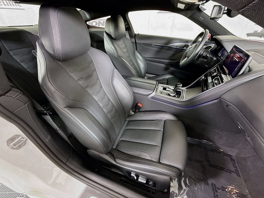 Used 2024 BMW M850i xDrive Coupe AWD/4WD image 30
