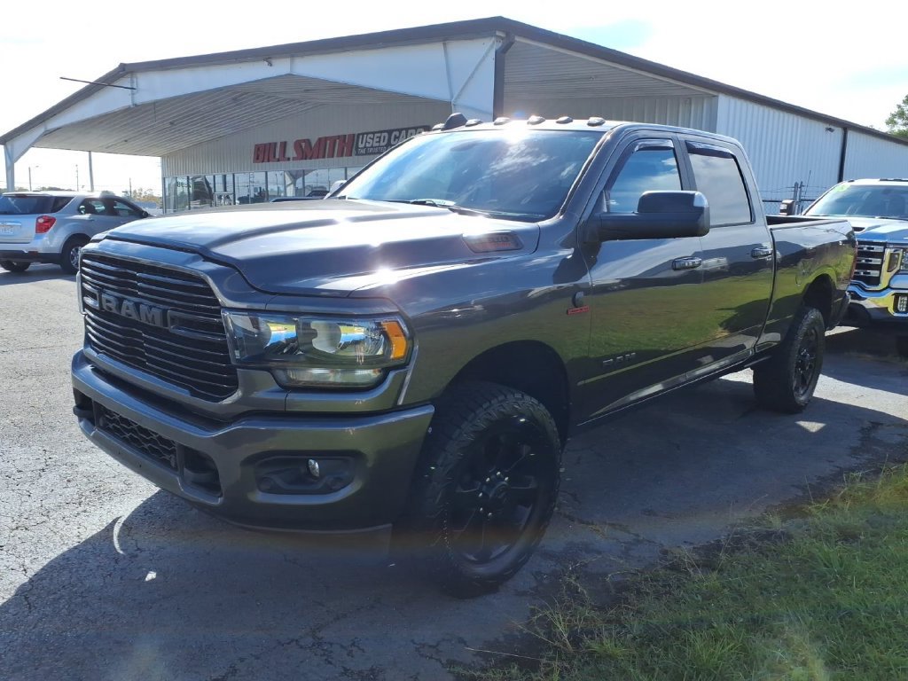 Used 2021 RAM 2500 Big Horn w/ Night Edition AWD/4WD image 3