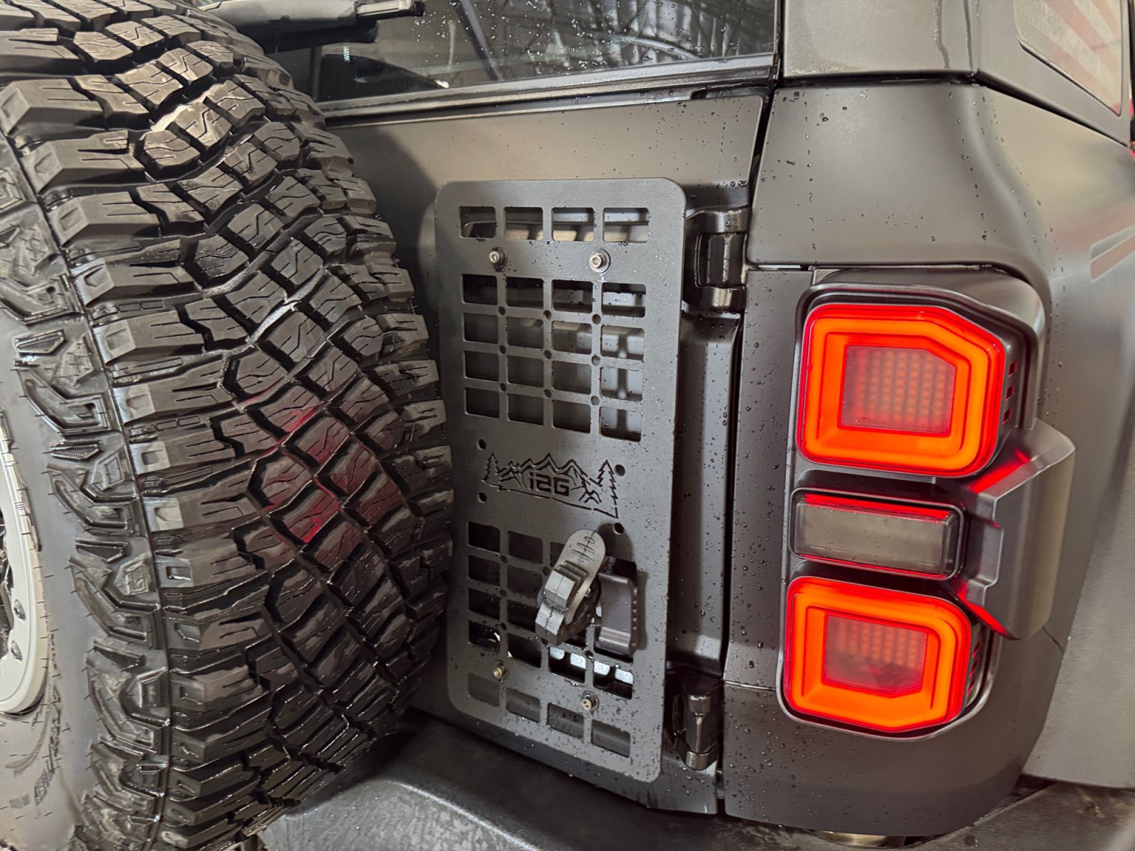 Used 2023 Ford Bronco 2-Door w/ Sasquatch Package AWD/4WD image 25