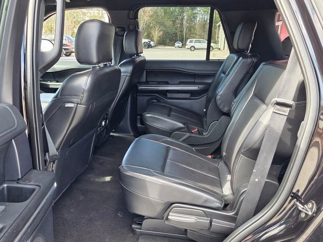 Used 2020 Ford Expedition XLT w/ Equipment Group 202A image 11