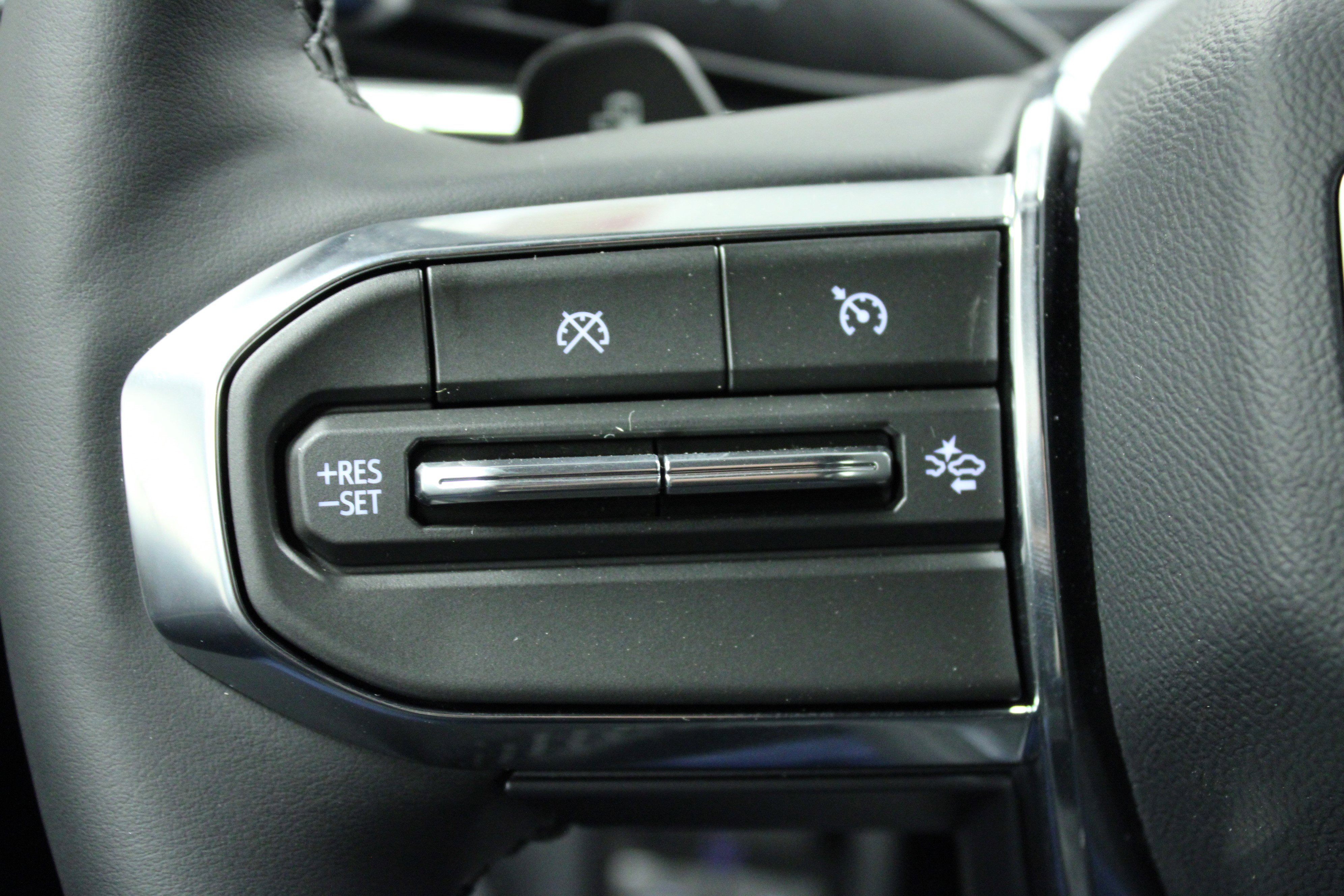 New 2026 GMC Sierra EV Elevation w/ Premium Package image 20