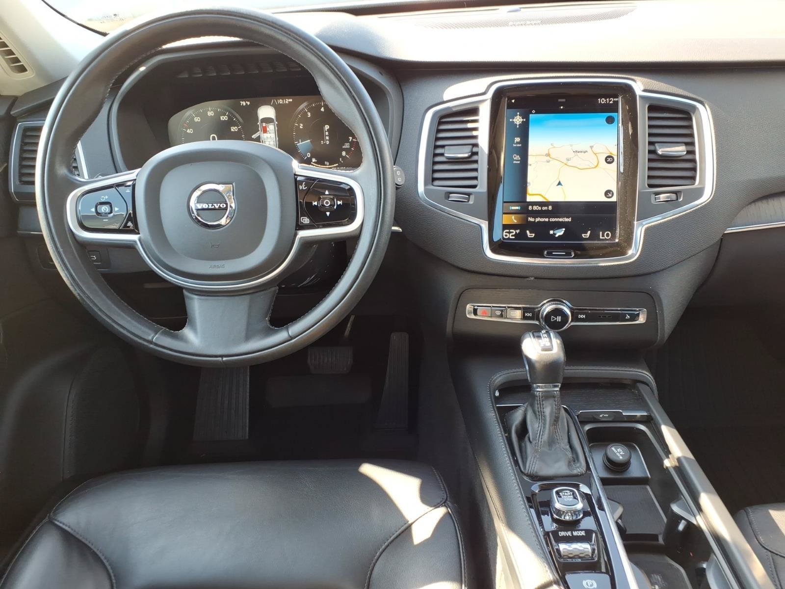 Used 2020 Volvo XC90 T5 Momentum w/ Protection Package Premier FWD image 13