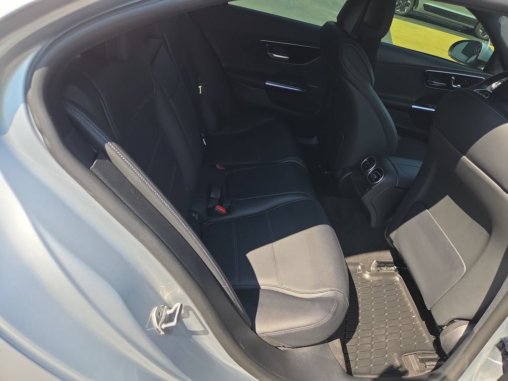 Certified 2022 Mercedes-Benz C 300 4MATIC Sedan image 14