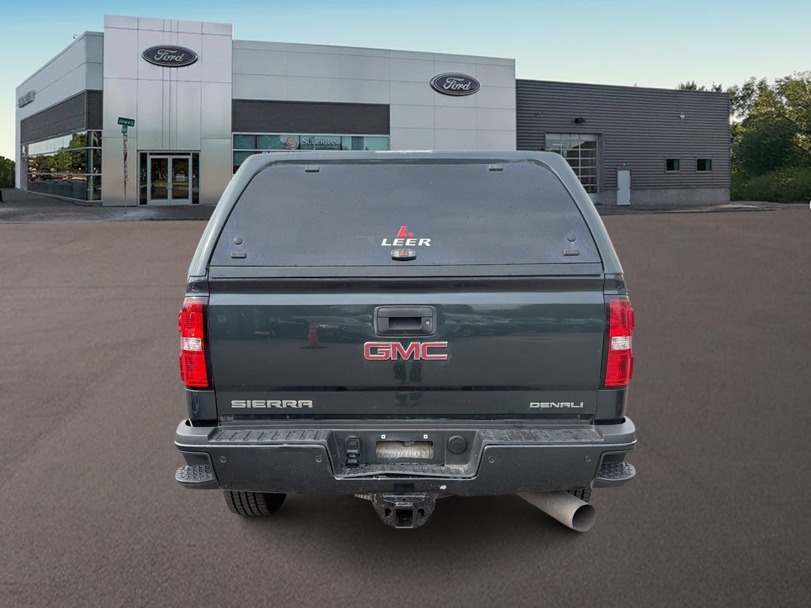 Used 2018 GMC Sierra 2500 Denali w/ Duramax Plus Package AWD/4WD image 8