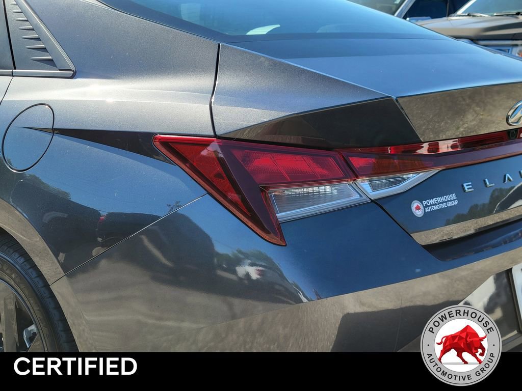 Used 2021 Hyundai Elantra SEL w/ Convenience Package FWD image 12