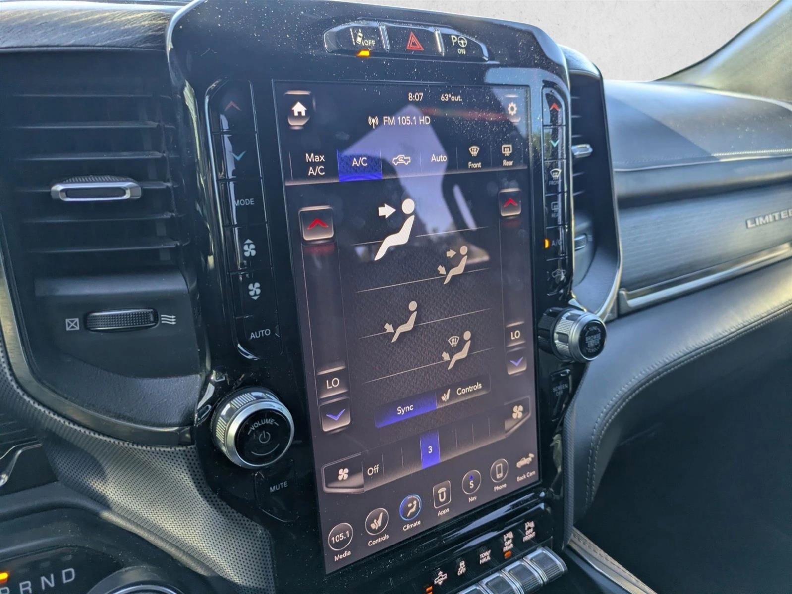 Used 2019 RAM 1500 Limited AWD/4WD image 12