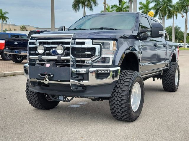Certified 2022 Ford F350 Lariat w/ Lariat Ultimate Package AWD/4WD image 2