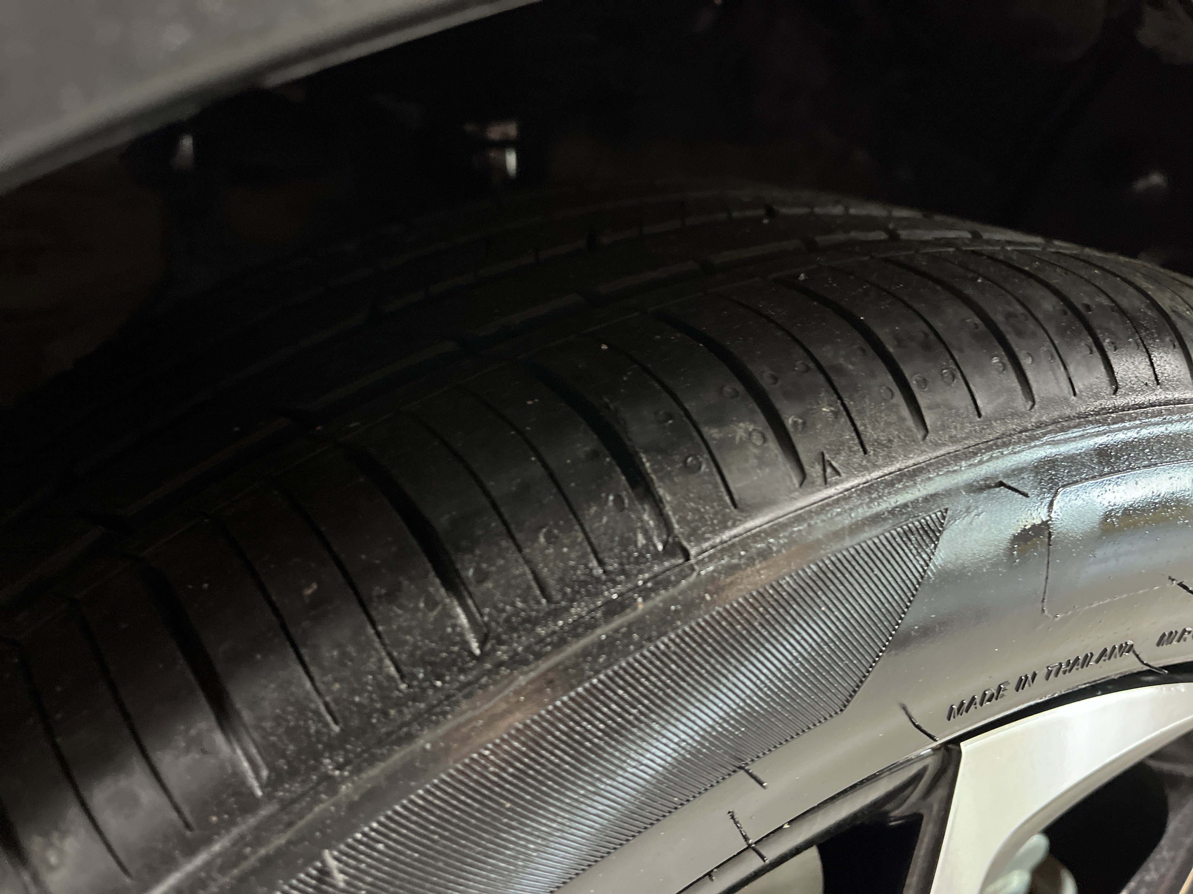 Used 2022 Toyota C-HR XLE image 12