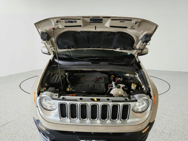 Used 2016 Jeep Renegade Limited w/ Safety & Security Group AWD/4WD image 29