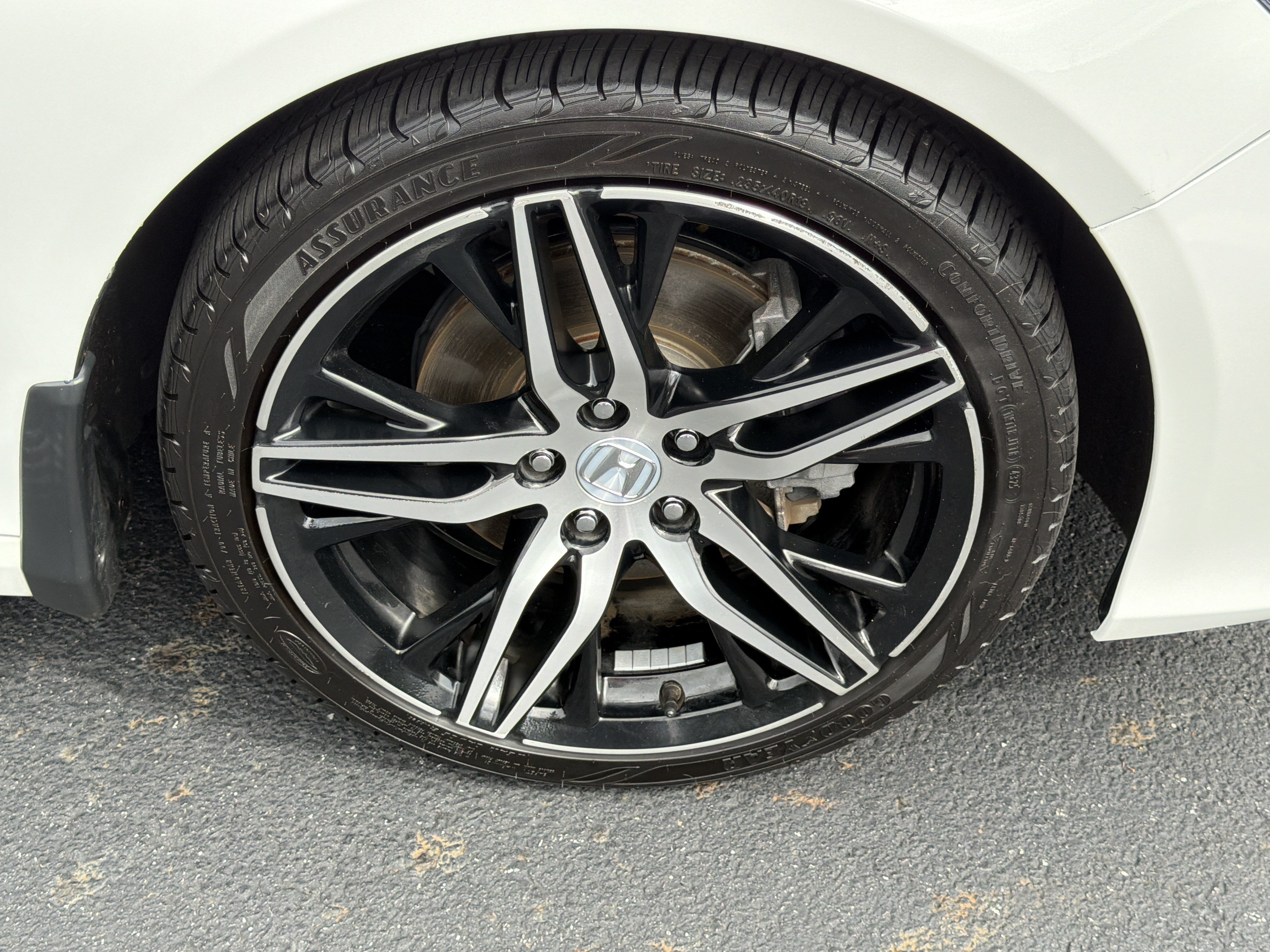 Used 2022 Honda Accord Touring image 12
