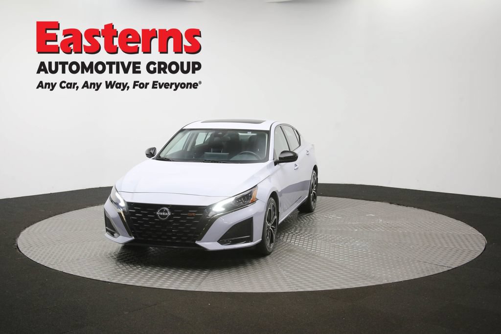 Used 2025 Nissan Altima 2.5 SR w/ SR Premium Package AWD/4WD image 54