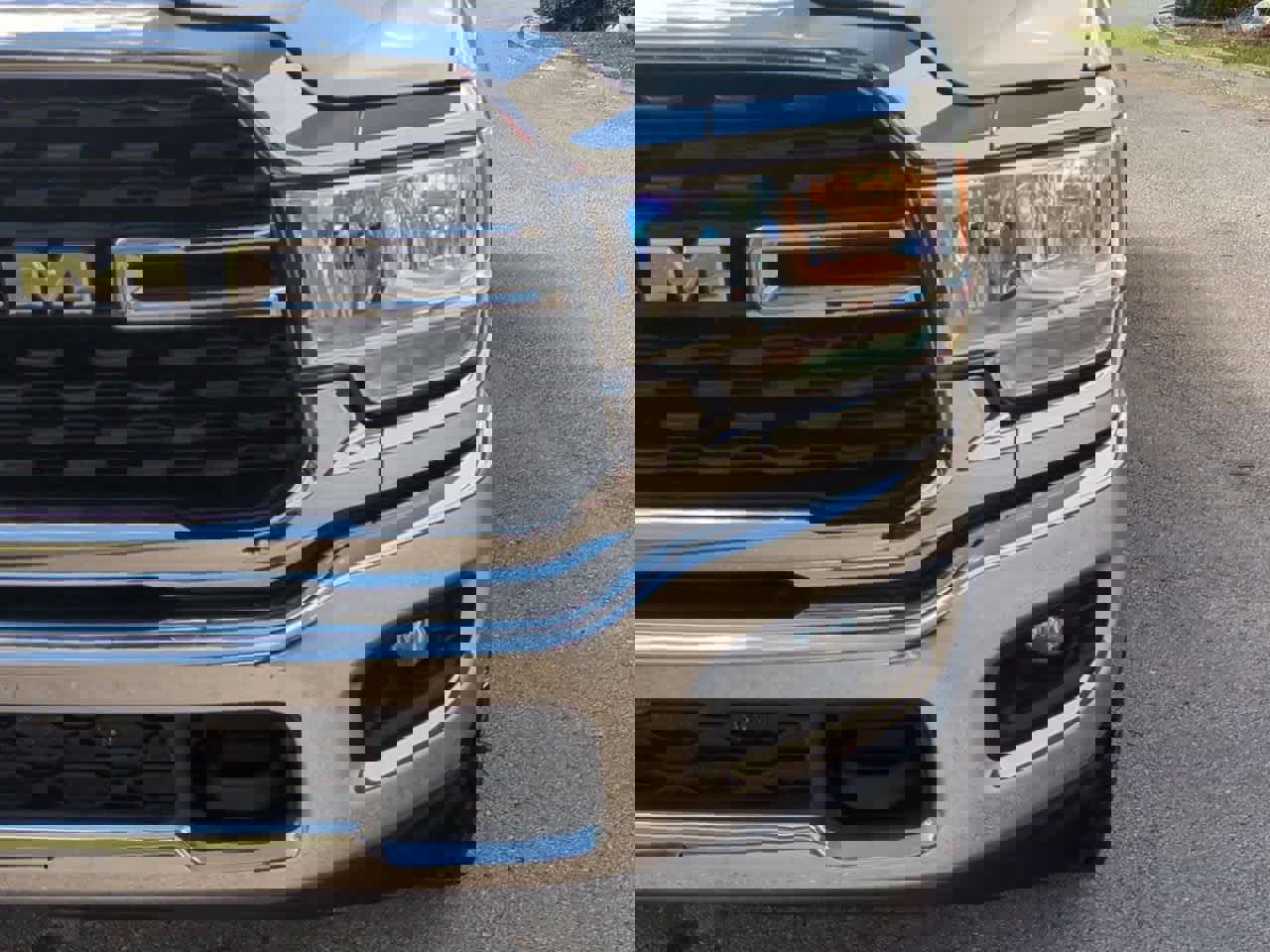 Used 2024 RAM 2500 Big Horn image 11