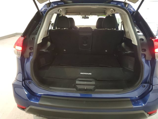 Used 2017 Nissan Rogue S AWD/4WD image 6