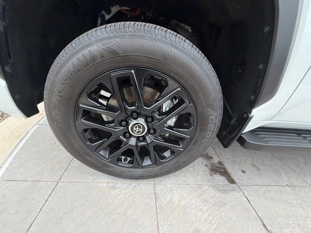 Used 2024 Toyota Sequoia Limited image 30