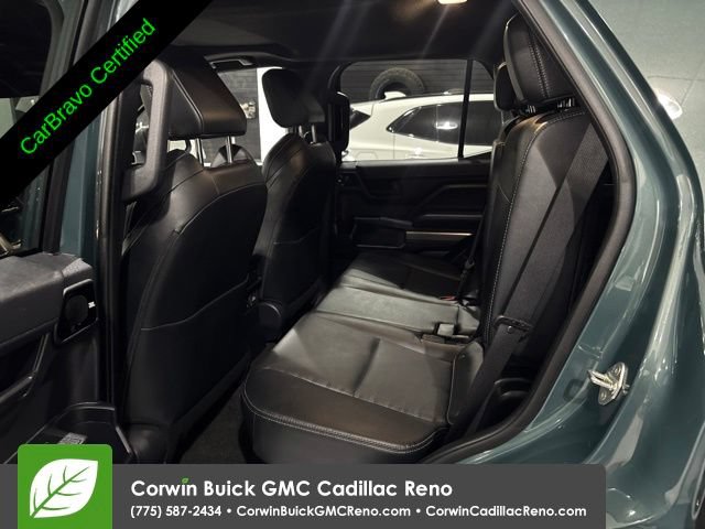Used 2025 Toyota 4Runner TRD Off-Road Premium AWD/4WD image 13