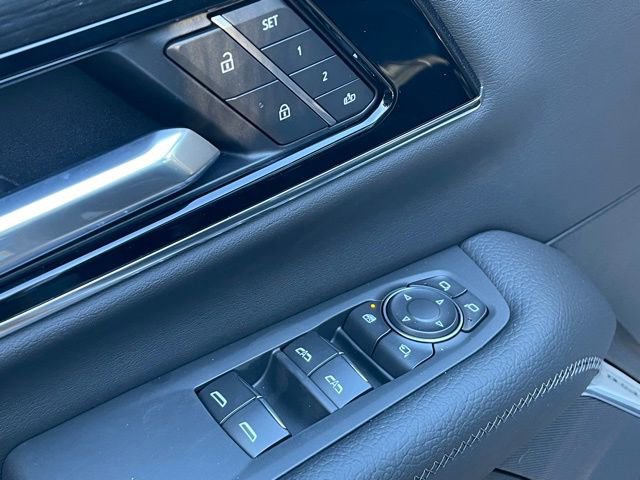 New 2026 GMC Yukon XL Denali w/ Advanced Technology Package image 18