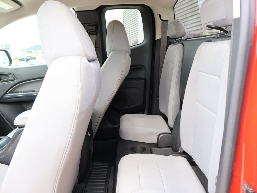 Used 2020 GMC Canyon W/T w/ Convenience Package RWD image 17