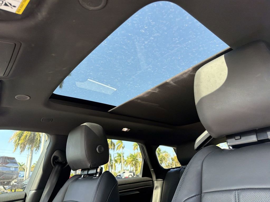 Used 2023 Land Rover Range Rover Evoque S image 23