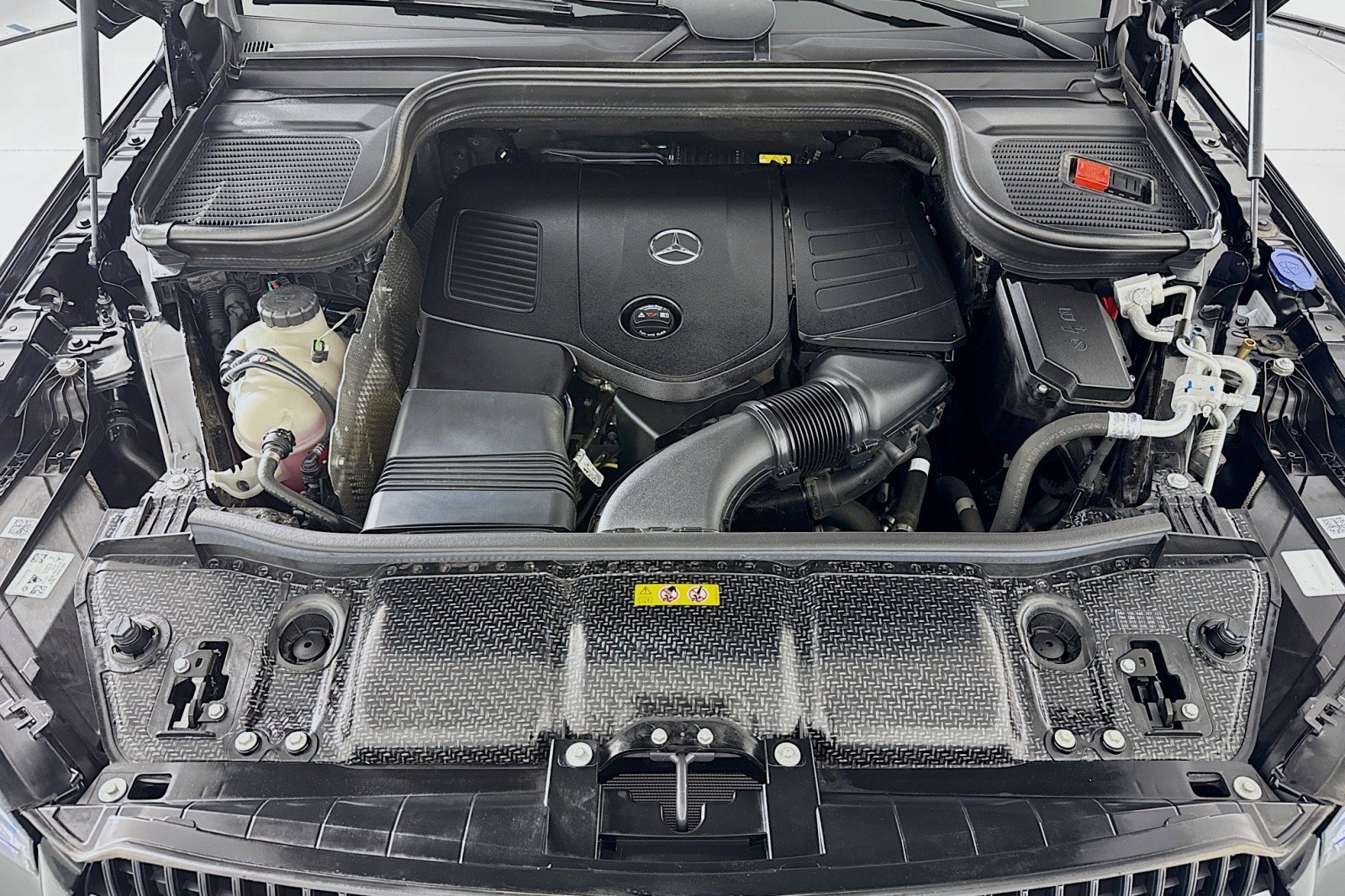 Certified 2025 Mercedes-Benz GLE 450e 4MATIC image 12