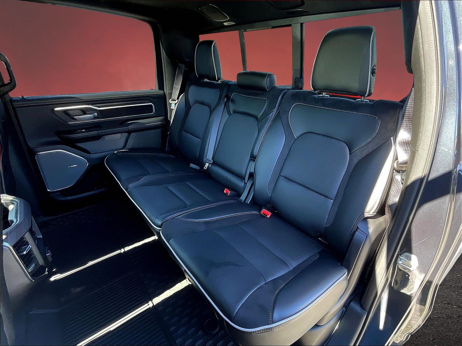 New 2026 RAM 1500 Laramie AWD/4WD image 10