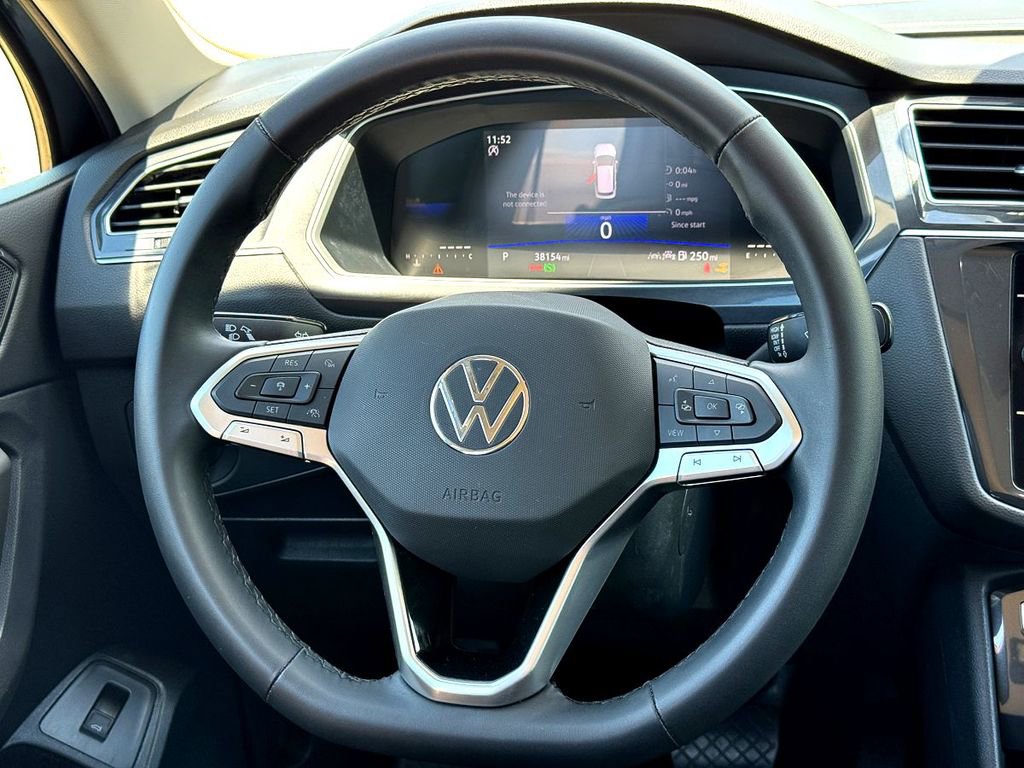 Certified 2024 Volkswagen Tiguan Wolfsburg Edition FWD image 29