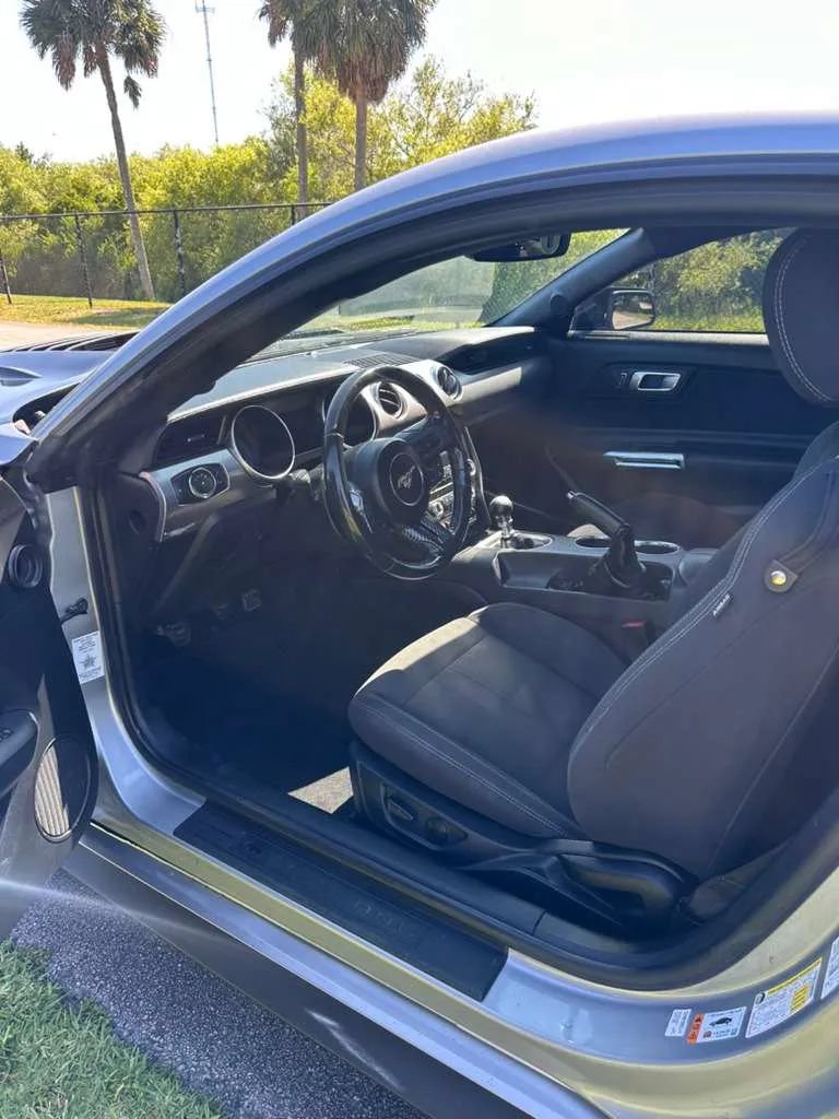 Used 2020 Ford Mustang GT w/ Black Accent Package RWD image 8