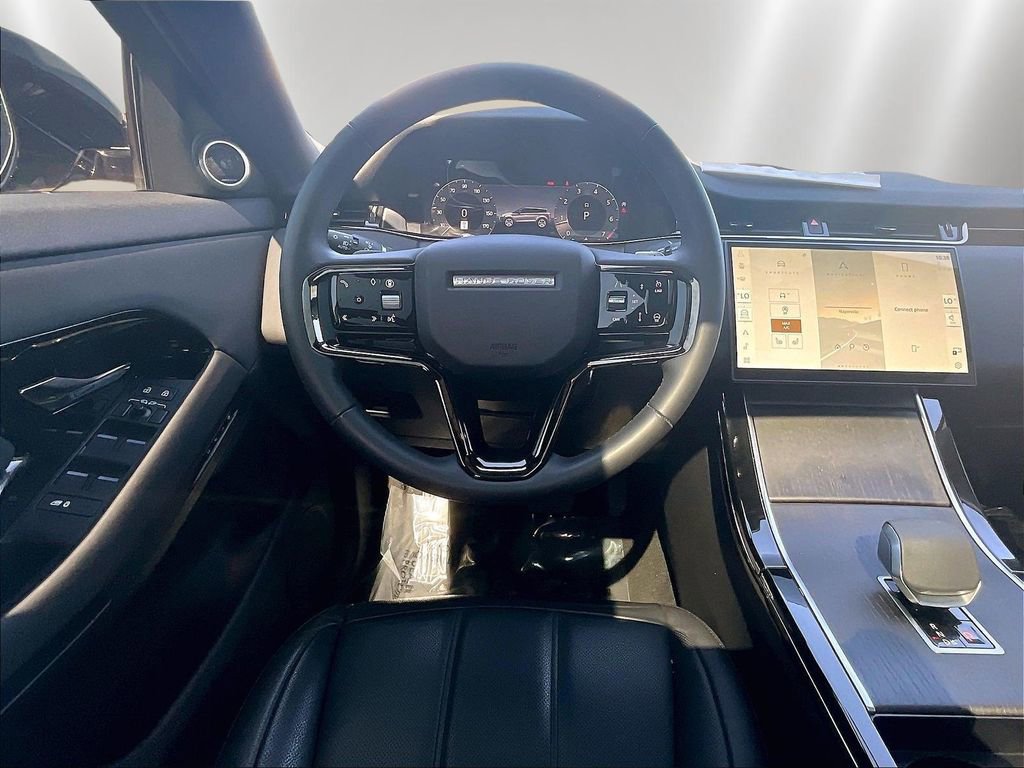 Used 2024 Land Rover Range Rover Evoque S AWD/4WD image 8