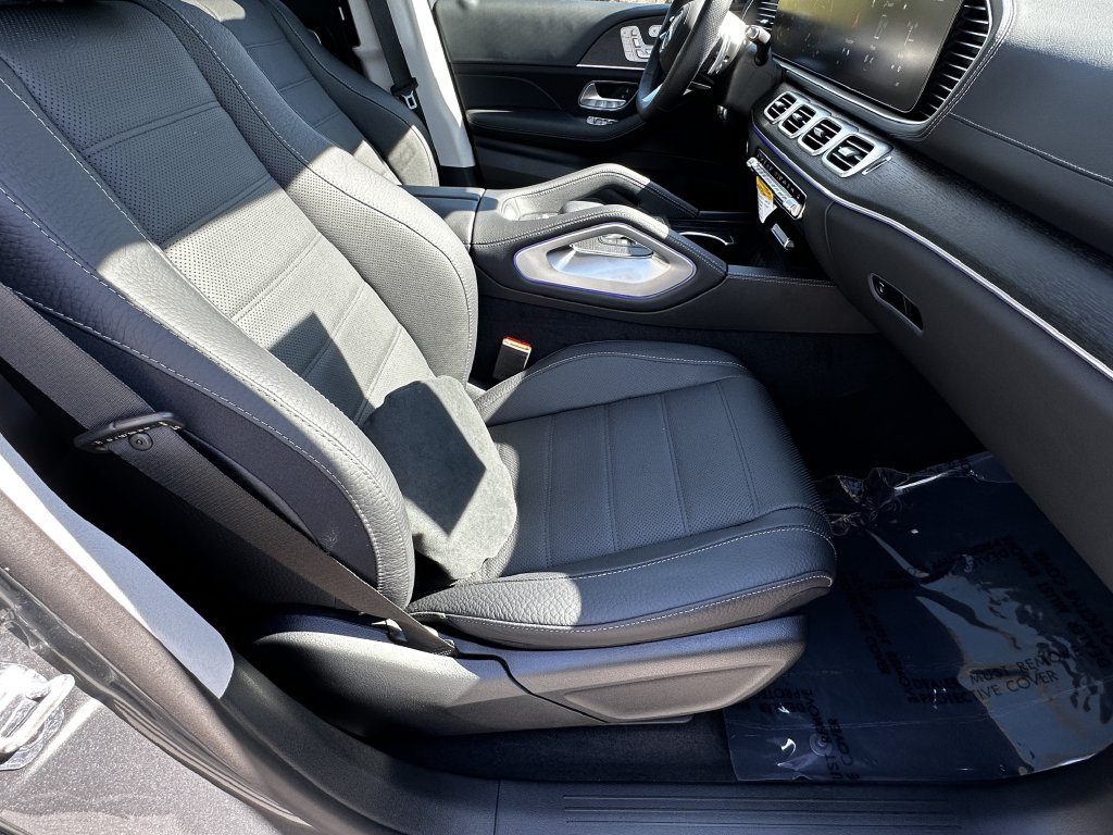 New 2026 Mercedes-Benz GLS 450 4MATIC image 15