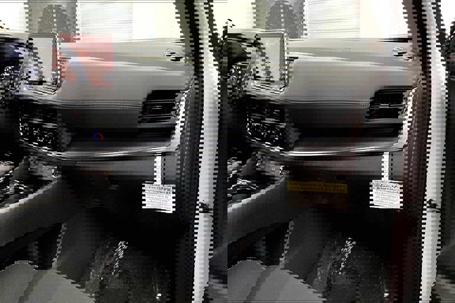 New 2025 Nissan Rogue S image 59