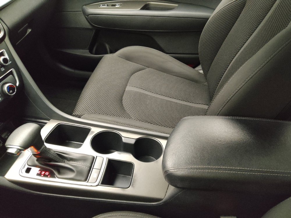 Used 2020 Kia Optima LX image 26