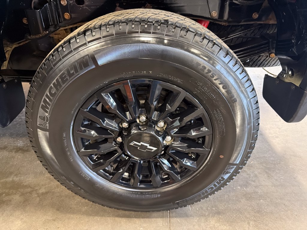 Used 2024 Chevrolet Silverado 3500 W/T AWD/4WD image 15