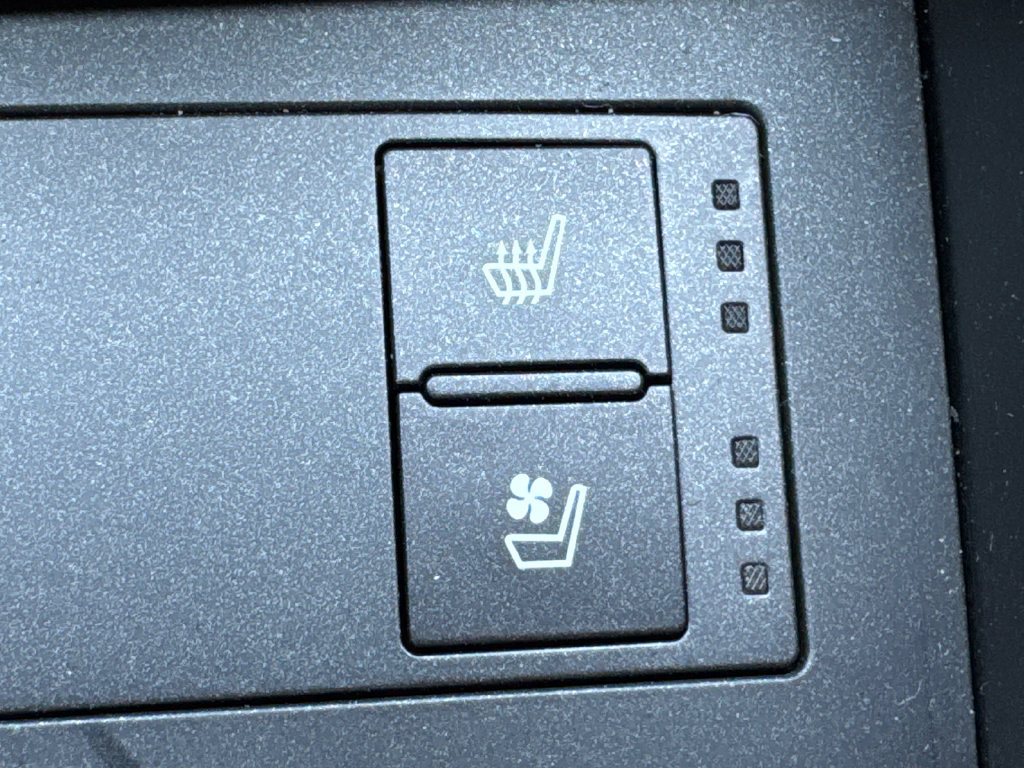 Used 2023 Lexus IS 350 F Sport w/ Memory Package RWD image 30
