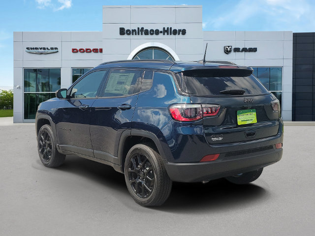 New 2026 Jeep Compass Latitude AWD/4WD image 3