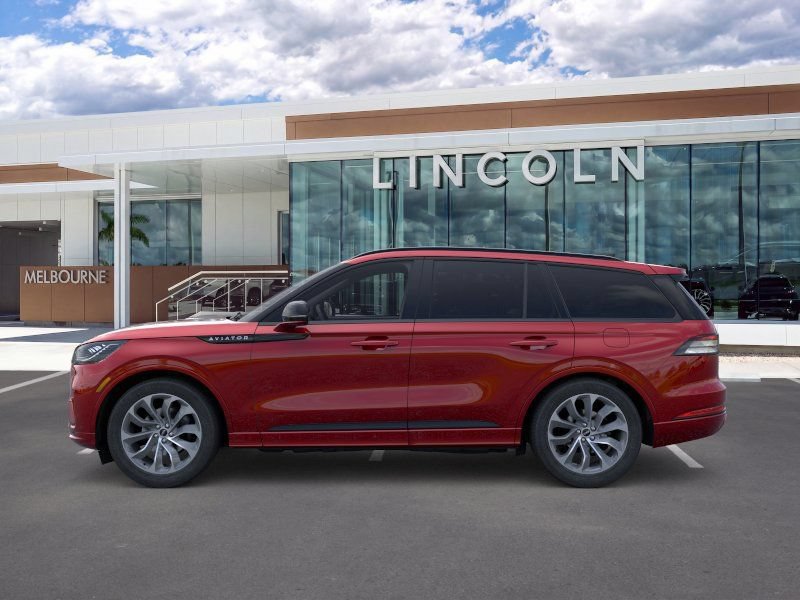 New 2026 Lincoln Aviator AWD image 3