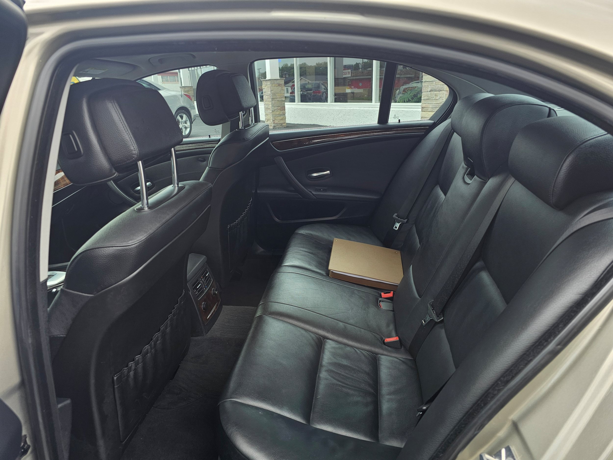 Used 2010 BMW 535i Sedan RWD image 11