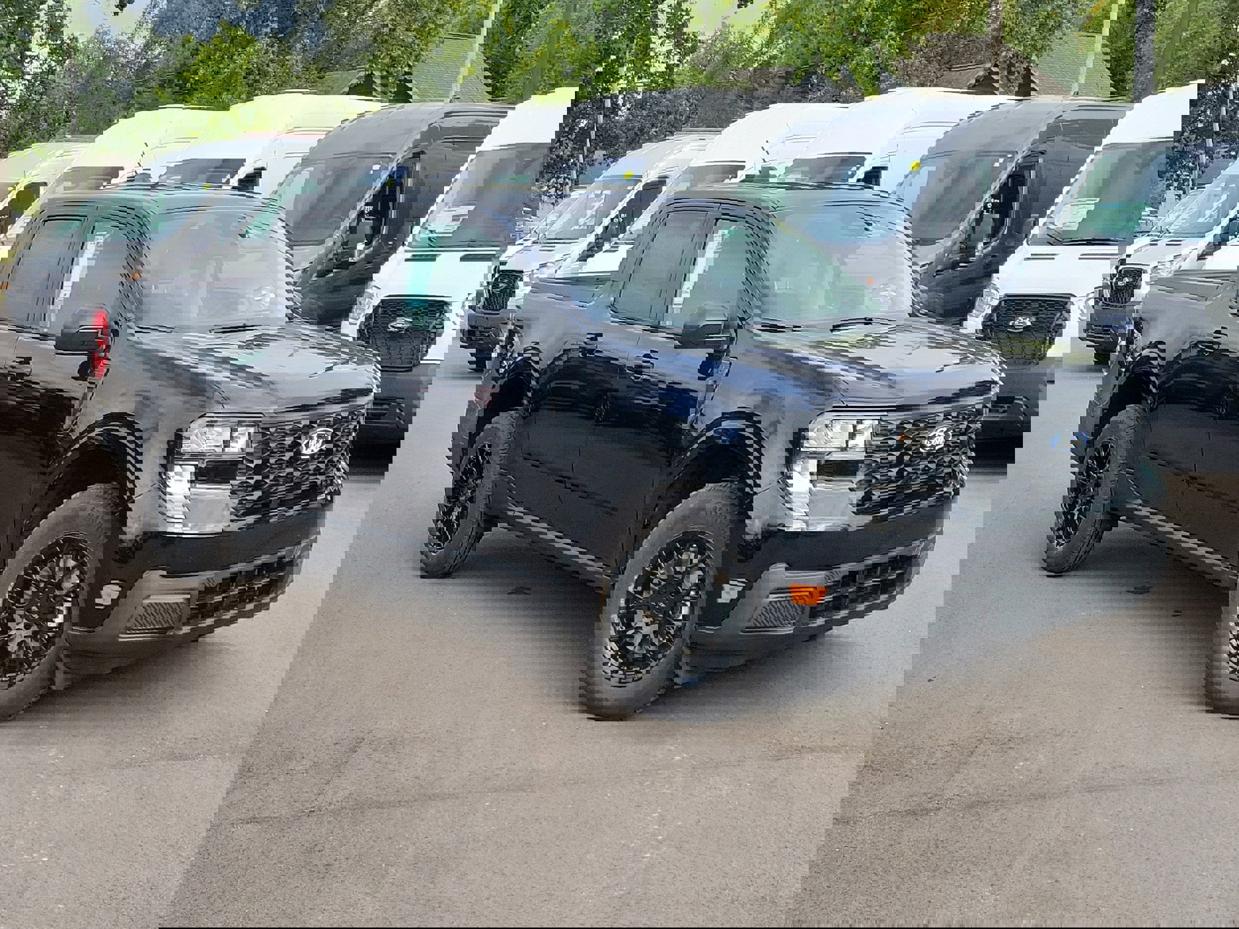 New 2025 Ford Maverick XL image 33