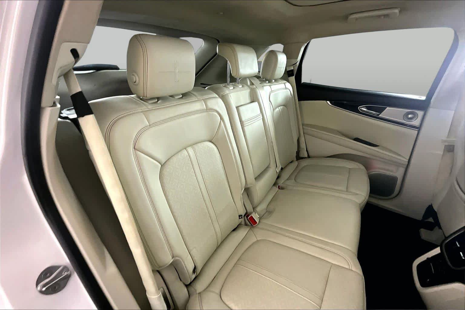 Used 2017 Lincoln MKX Black Label w/ Lincoln MKX Climate Package AWD/4WD image 19