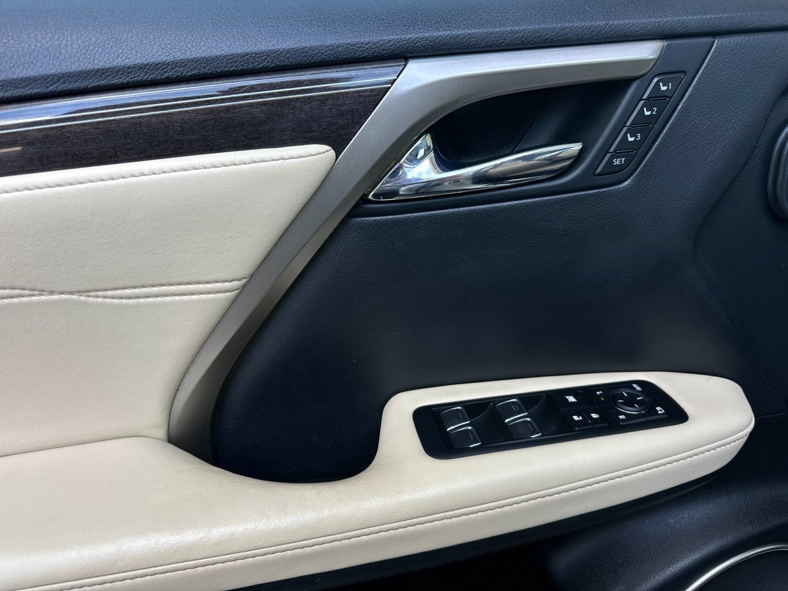Used 2021 Lexus RX 350 FWD w/ Luxury Package image 12