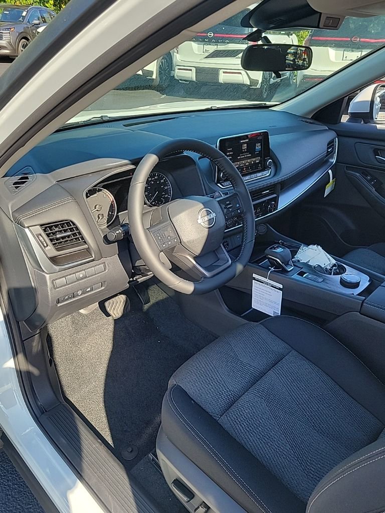 New 2026 Nissan Rogue SV image 14