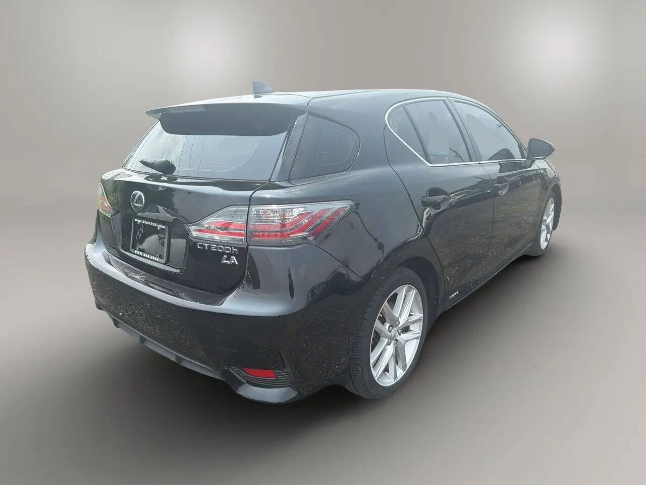 Used 2014 Lexus CT 200h w/ Seat Comfort Package FWD image 7