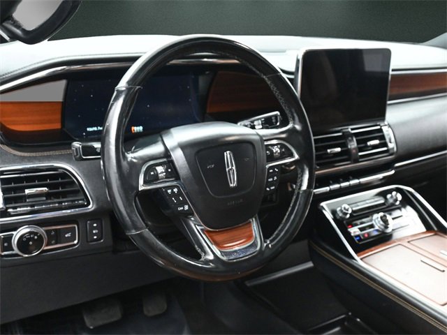 Used 2021 Lincoln Navigator Reserve w/ Luxury Package image 24